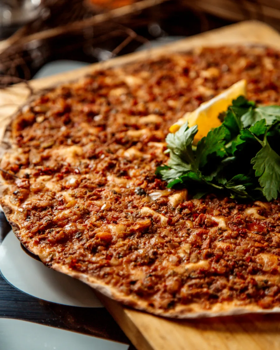 Thin and crisp Turkish lahmacun